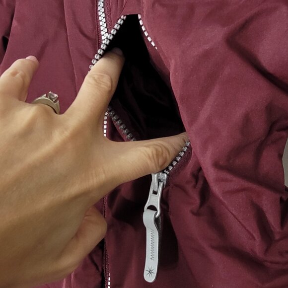 H&M Kid's Maroon Zipper Pocket Faux Fur-Trimmed Hooded Winter Snowsuit Size 4-6M - Picture 5 of 15